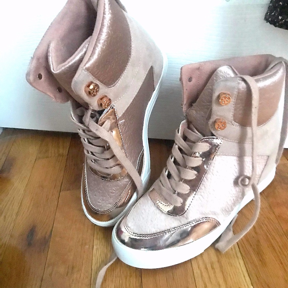 Guess Sneakers